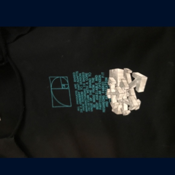 Off white sweater - Picture 2 of 4